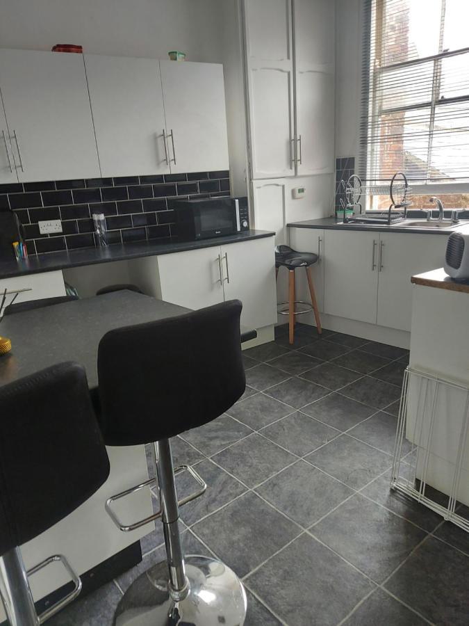 Sandyrise Holiday Lets Apartamento Scarborough Exterior foto