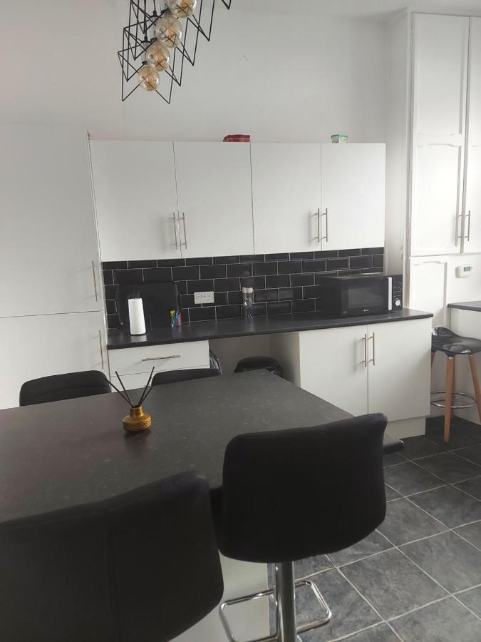 Sandyrise Holiday Lets Apartamento Scarborough Exterior foto